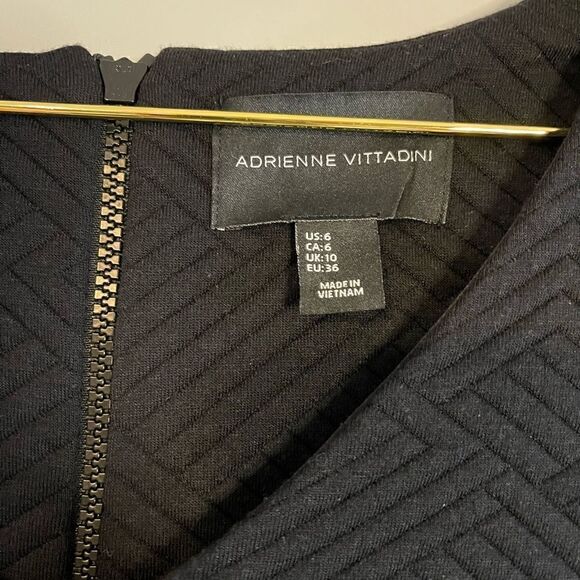 Adrienne Vittadini Cap Sleeve Textured Fit & Flare Dress in Black | SZ 6 - Picture 5 of 9